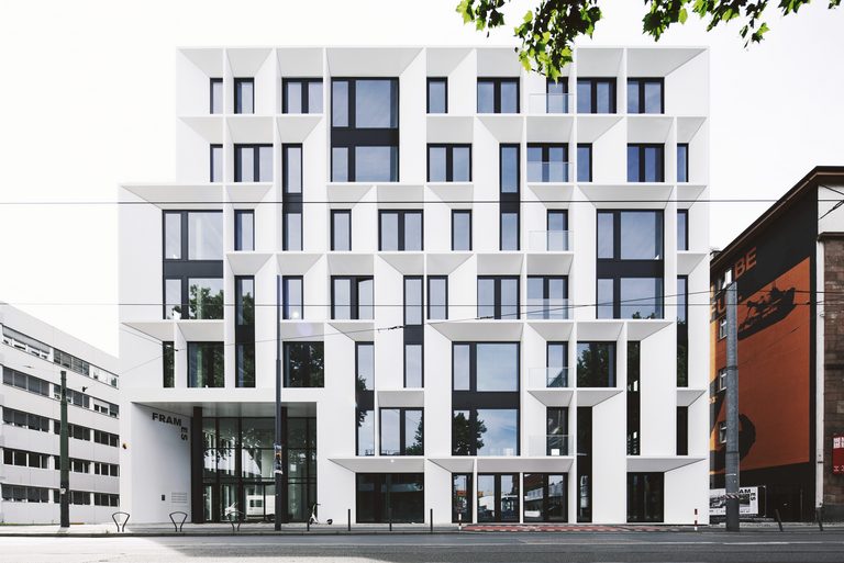 Frames - Hanauer Landstraße